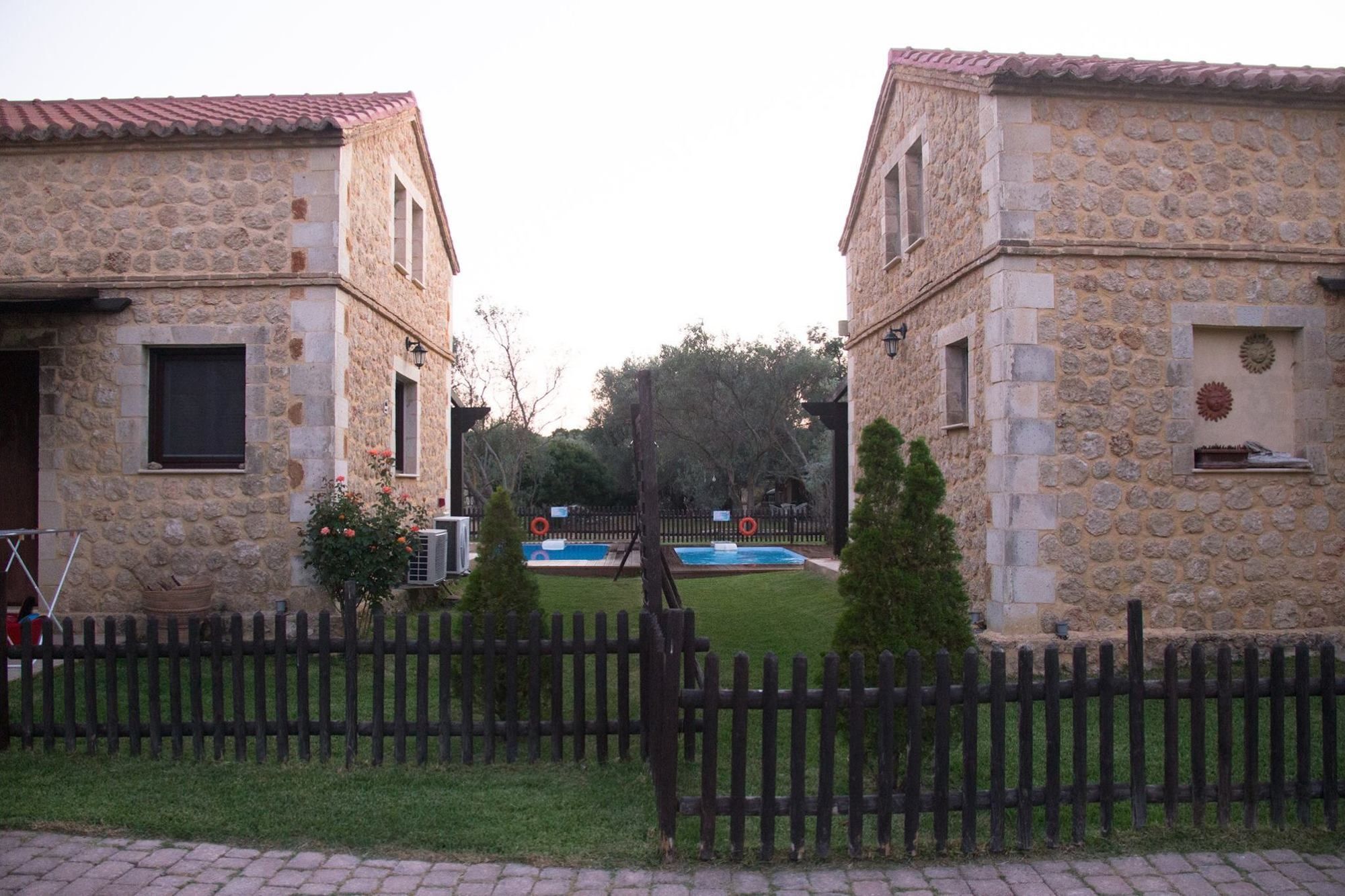 5 Stars Villas スヴォロナータ エクステリア 写真